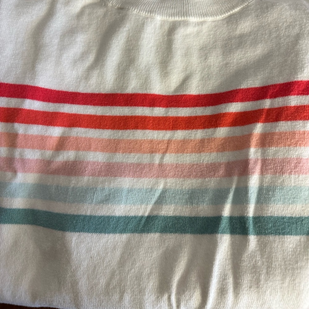 Lightweight women’s summer sweater. Gap. XS.
